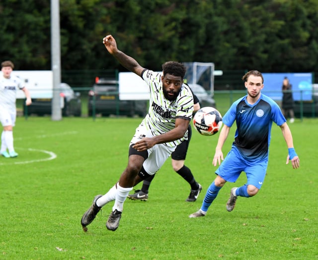 Farnham manager Paul Johnson praises side as they move 15 points clear