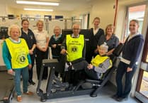 Alton Lions Club presents equipment to Alton Community Hospital 