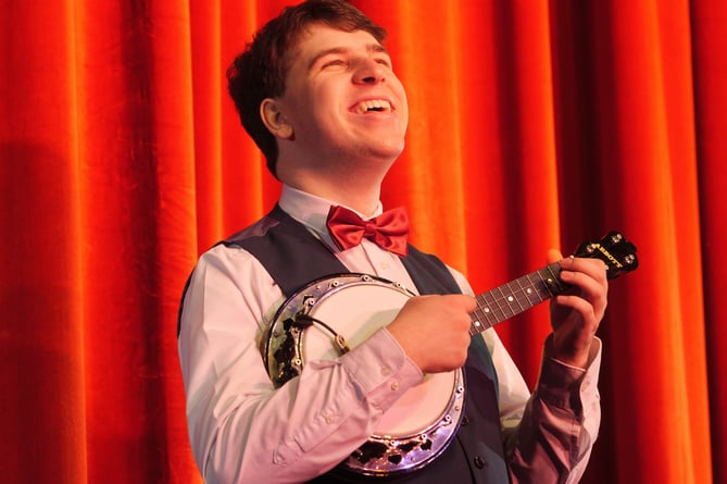 Matthew Quilliam is performing at the Good Friday Ukefest at Login Lounge, Camberley this Saturday