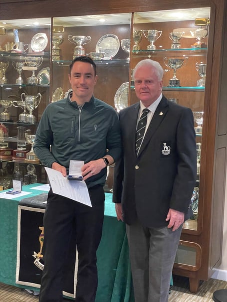 Liphook's Darren Walkley (left) will be hoping to go one better and win this year's Selborne Salver