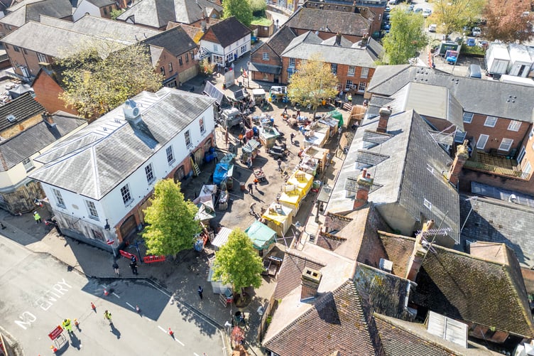 ALTON HAMPSHIRE: The centre of Alton in Hampshire is turned into an apocalyptic landscape (apparently to resemble Liverpool) for the filming of the Gerard Butler movie Greenland. Photograph By Chris Gorman / Big Ladder 7th May 2024.