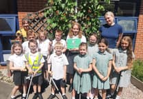 Green Flag award for environmentally friendly children in Bentley