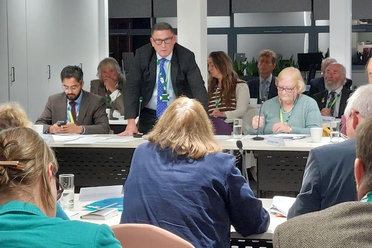 EHDC full council meeting on September 26, Cllr Drew standing