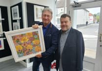 Town's delight for "Mr Tom" as inspirational artist from Alton gets royal recognition