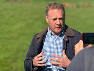 Farnham MP urges action for British nationals stranded in Israel