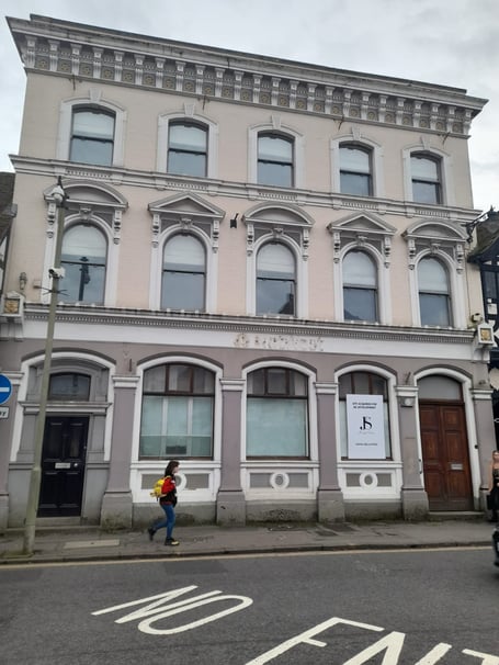 A planning application has been submitted to convert the former NatWest Bank building into flats