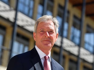 Surrey 'must embrace' scrapping its 11 borough councils