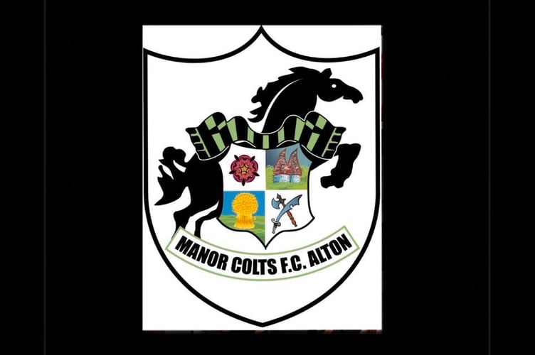 Manor Colts FC crest.