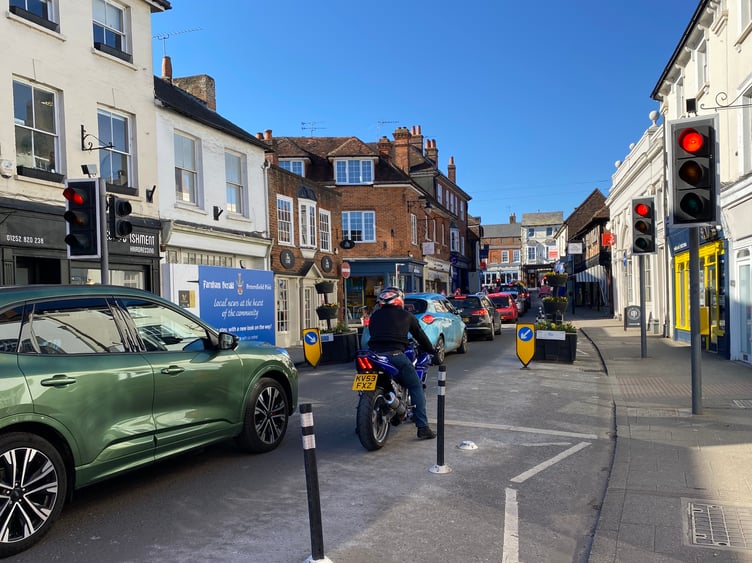 Downing Street Farnham Lights Traffic