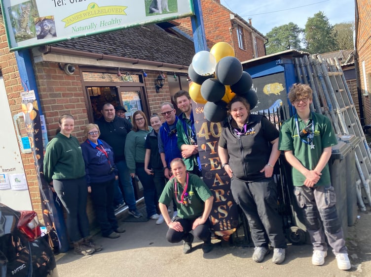 AnA Pet Tack Rushmoor Tilford