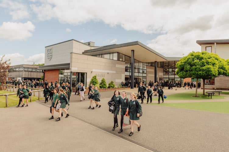 Weydon School in Farnham has been recognised for its excellence.
