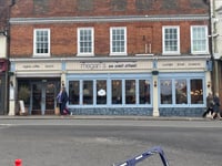 Farnham restaurant apologises after poor hygiene rating