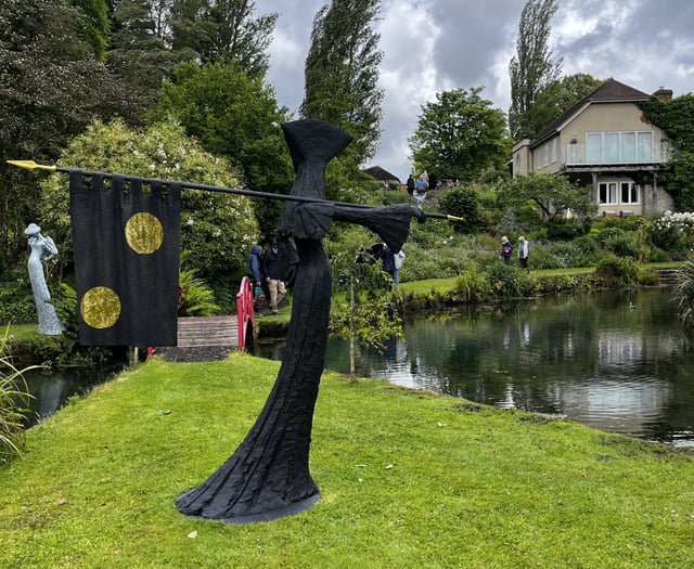 Sculptor Philip Jackson to open garden for Midhurst Palliative Care