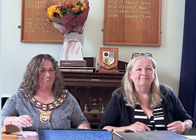 Annette Eyre Pat Harris Alton Town Council