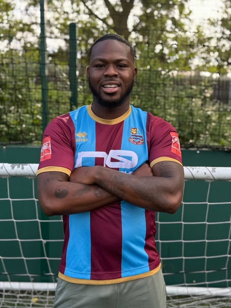 Farnham Town have signed Ogo Obi