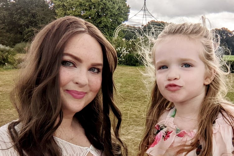 Lisa Foster, 32, who is going through the end stages of triple-negative breast cancer. Pictured with daughter. Release date June 11, 2025. A mum-of-one thought a pea-sized lump in her left breast was due to exercising too hard - but is now going through the end stages of triple-negative breast cancer. Lisa Foster, 32, felt like her lump rose overnight - and visited her GP in June 2023 fearing shed worked too hard on her new exercise bike. But after a referral to a breast care specialist at the Royal Surrey Hospital, Guildford, and a biopsy, the mum was diagnosed with stage three triple-negative ductal sarcoma. She received treatment across the next year, including a single mastectomy and EC chemotherapy - but a scan in January 2024 revealed the cancer had progressed to stage four, and was incurable. Now in her final weeks, Lisa and husband, former mechanic Adam Foster, 31, say theyre desperate for people to know that cancer isnt just an old persons disease - and urge women to check their breasts regularly.