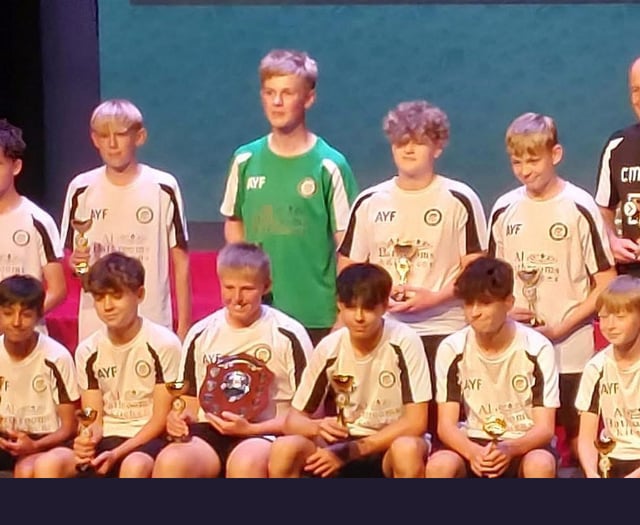Alton Fireballs receive North East Hampshire Youth League shield
