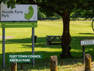 Police evict travellers from public park
