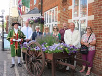 Farnham hopes to plant seeds of victory for floral contest