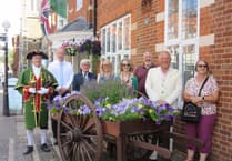 Farnham hopes to plant seeds of victory for bloom contest
