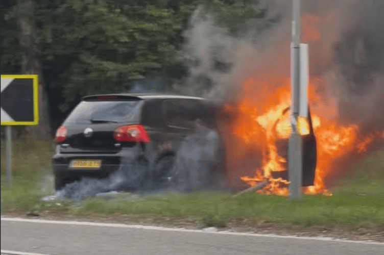 Car fire, A31-A32 roundabout, Chawton, August 6th 2025.