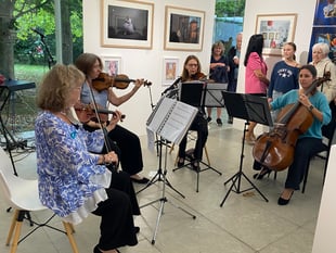 WATCH: String quartet perform Ukrainian national anthem at UCA Farnham