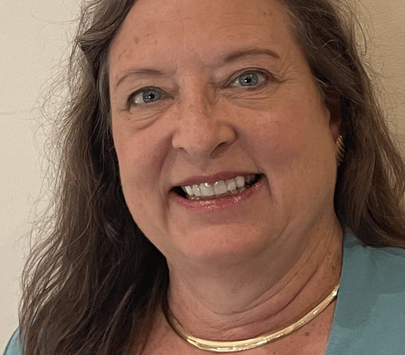 Lisa Hillan.