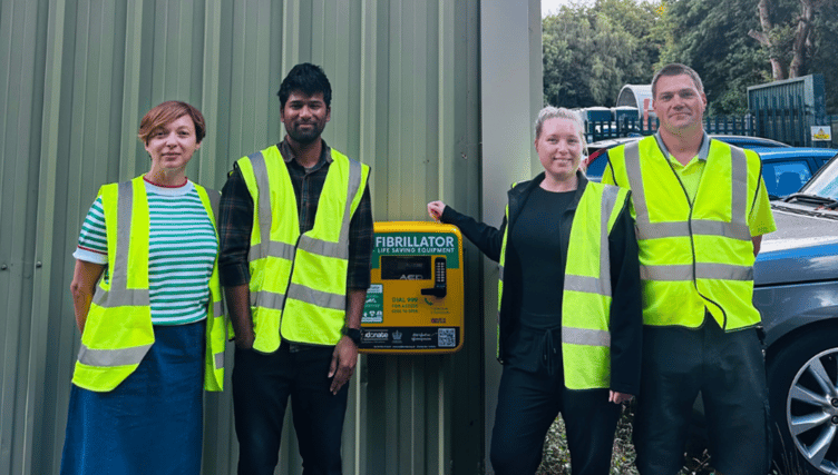 Defibrillator, Site Equip, The Avenue, Lasham, September 12th 2025.