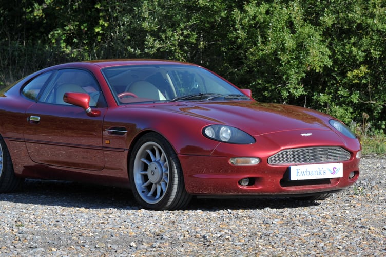 The 1996 Aston Martin DB7 3.2 automatic.