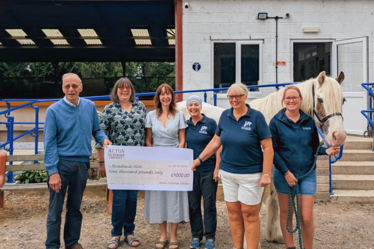 Alton Victorian Cricket donates £9,000 to Broadlands Equine Therapy and Riding for the Disabled Association in Medstead, August 26th 2025.