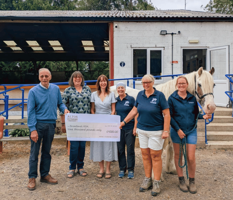 Alton Victorian Cricket donates £9,000 to Broadlands Equine Therapy and Riding for the Disabled Association in Medstead, August 26th 2025.