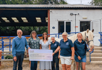Alton Victorian Cricket raises £9,000 for Broadlands Equine Therapy