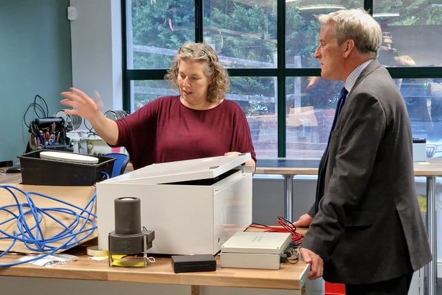 MP learns how technology can help look after the oceans