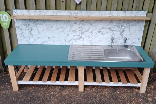 Bordon Men's Shed cooks up a storm with school kitchen project