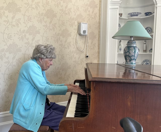 Piano teacher reminisces about her career for World Teachers' Day