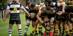 Farnham fall to defeat at Worthing