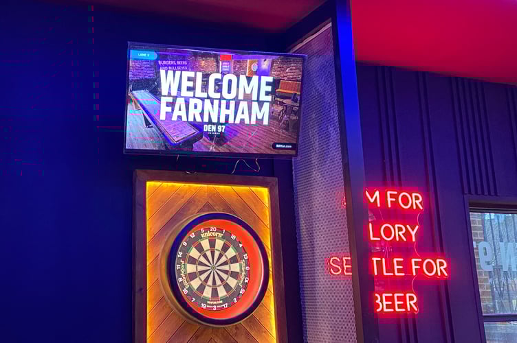 Den 97 Farnham dartboard