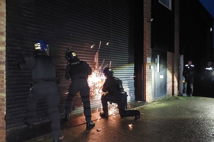 Dawn raid cannabis factory Four Marks