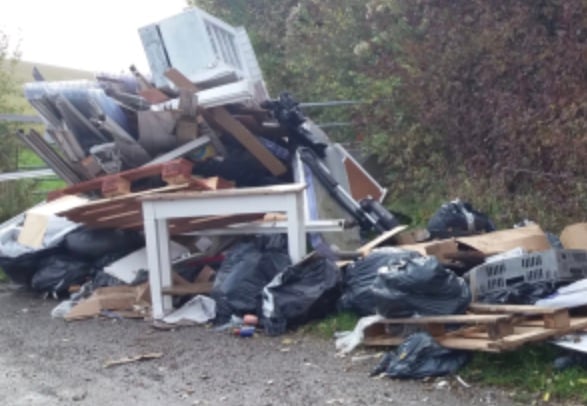 Chalton Lane Clanfield Flytipping 2021