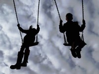 Dozens of households cease fostering in Hampshire