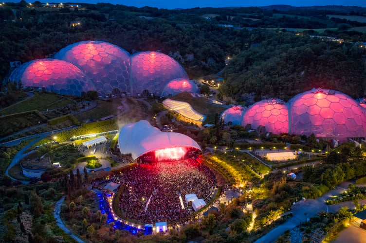 PICTURES OF THE YEAR 2025 - THE BEST OF THE BIG LADDER:
THE EDEN PROJECT: The Deftones play for a sold out crowd during the "eden Sessions" at the Eden Project  in Cornwall last night (thursday).  The stunning Biomes behind creating  a natural amphitheatre. 
The site is home to worlds largest indoor rainforest replicating the humid environments of Southeast Asia, West Africa, and South America.
Photograph By Chris Gorman / Big Ladder. taken last night 27th June 2025.