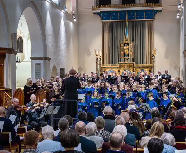 Choirs combine for wonderful evening of Christmas music