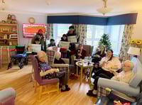 Ahmadiyya Muslim Youth Association spread festive cheer at care home
