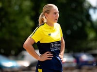 Hampshire bowler Daisy Gibb signs two-year contract extension