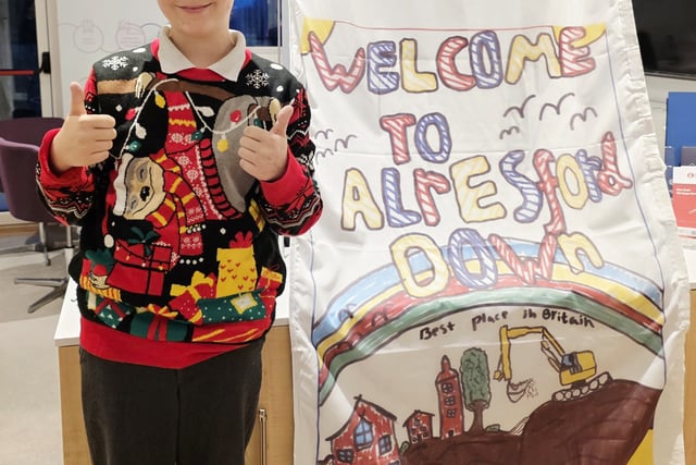 Ropley children design flag for Taylor Wimpey development