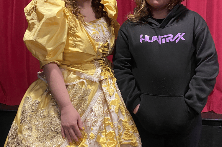 Belle and Poppy Coates, Holybourne Theatre, February 1st 2026.