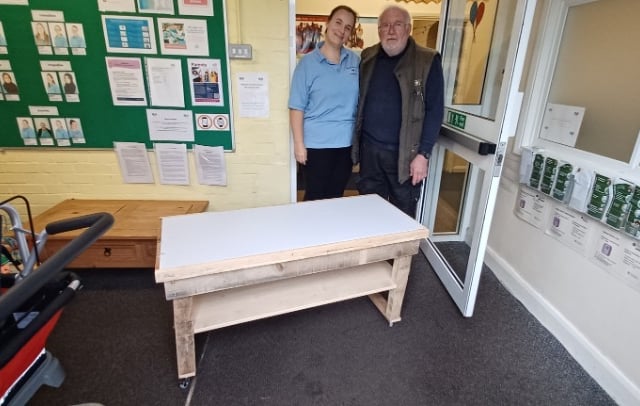 Bordon Men's Shed makes class gesture to local schools