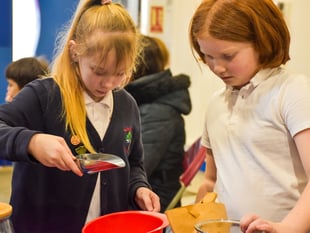 Children learn about healthy eating with Young ACAN