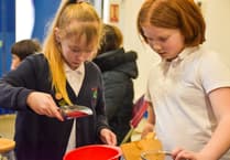 Children learn about healthy eating with Young ACAN