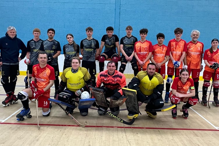 Farnham Roller Hockey Club's A and B teams